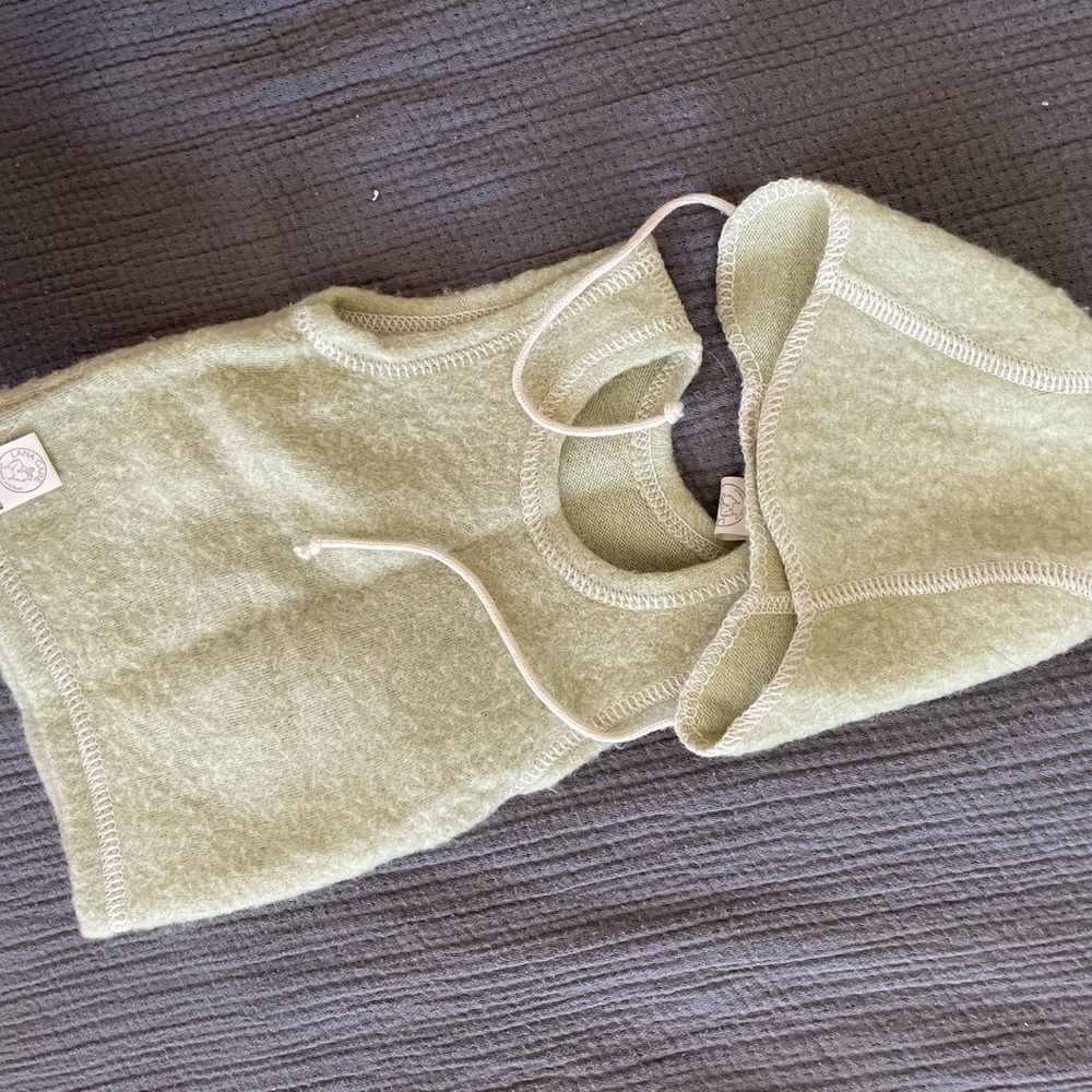 Green wool Fleece set